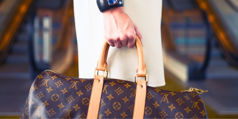 Louis Vuitton Keepall getragen